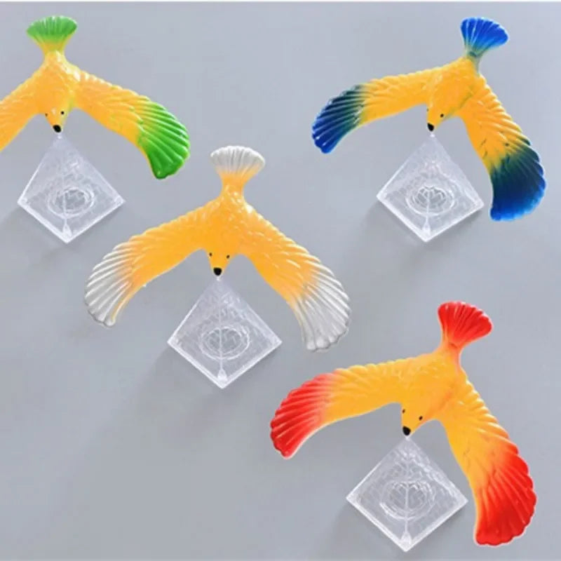 High Quality Novelty Amazing Balance Eagle Bird Toy Magic Maintain Balance Home Office Fun Learning Gag Toy for Kid Gift