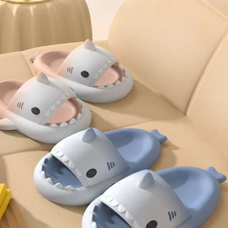 Summer Gradient Shark Slippers Children's Home Bathroom Slippers Baby Non Slip Platform Cute Cartoon Soft Sole Kids Fun Shoes